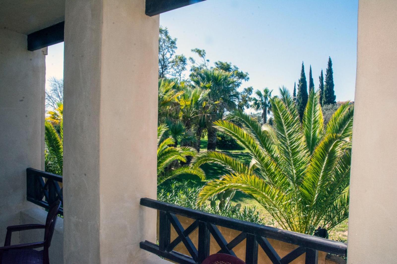 Planta Baja En Jardines De Isla Canela Ngoại thất bức ảnh